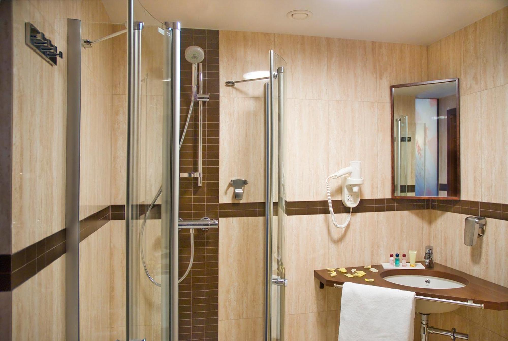 Hotel Admiral Gdansk Room photo