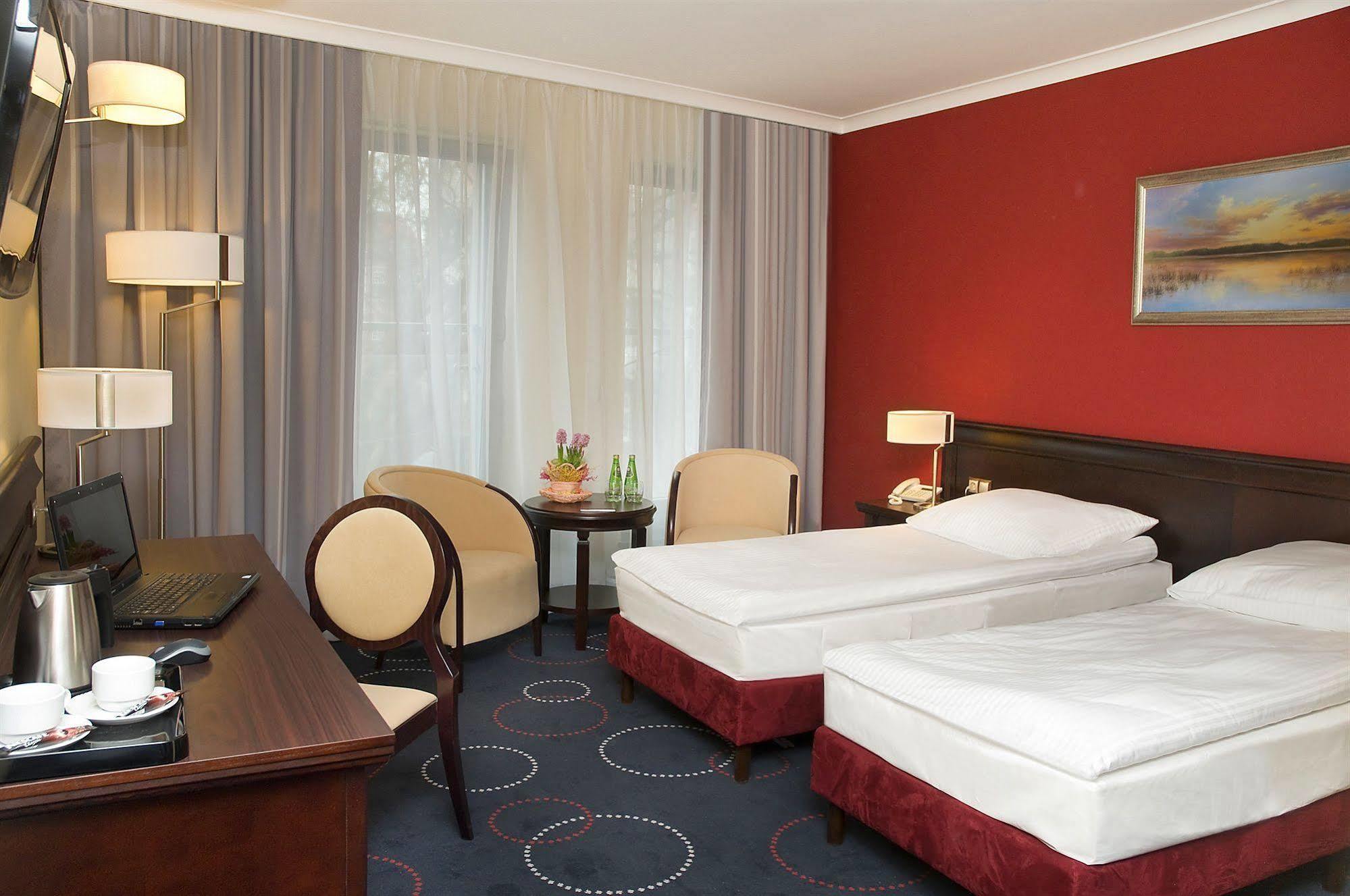 Hotel Admiral Gdansk Exterior photo